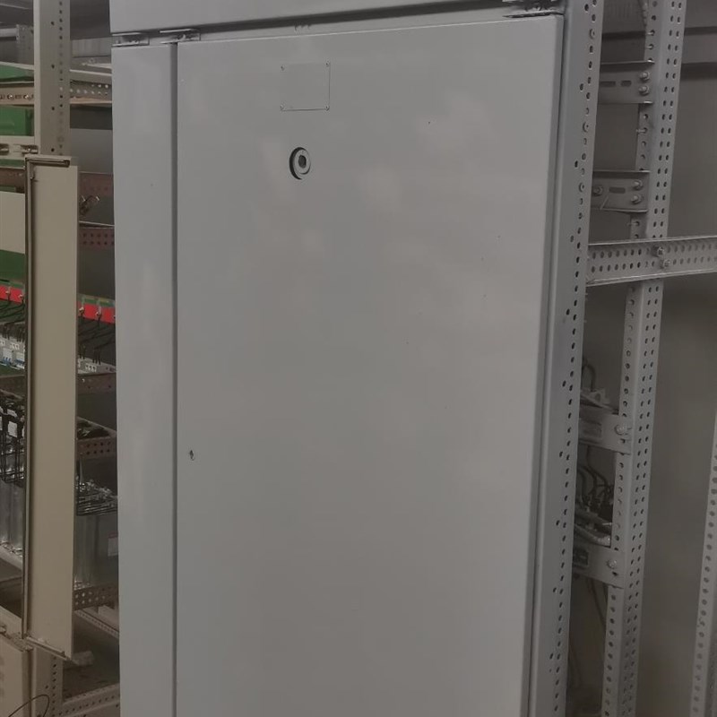 电容补偿柜/  电容柜  /配电柜  P315400630
