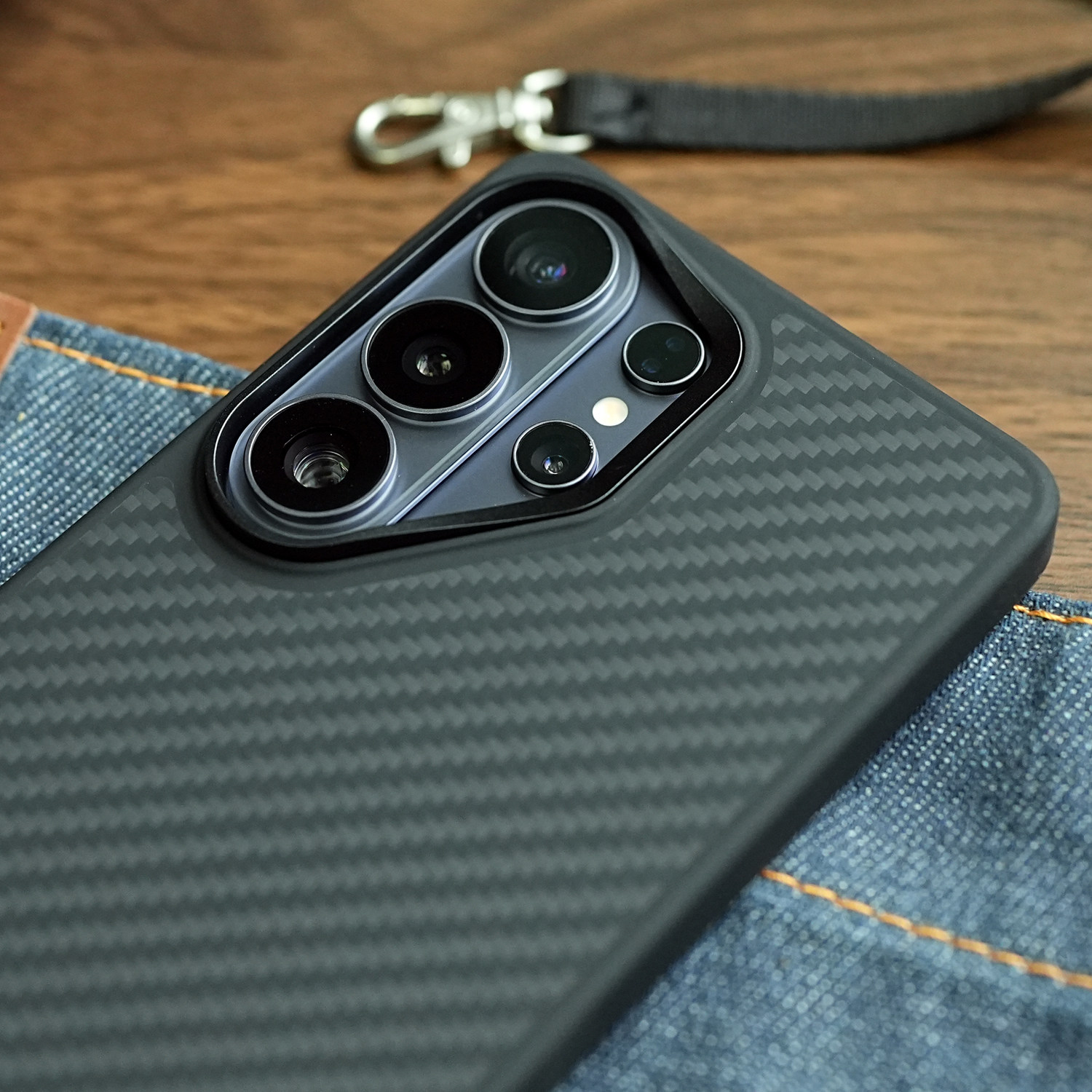 米斯登适用三星S26ultra软边防摔凯夫拉手机壳全包TPU气囊碳纤维纹凯芙拉magsafe磁吸保护套商务高端新款金属