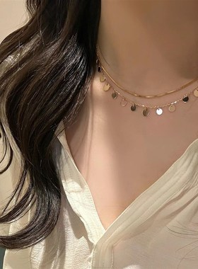 轻奢高级感d波光粼粼复古蛇骨链双层圆片吊坠流苏项链夏天颈部配