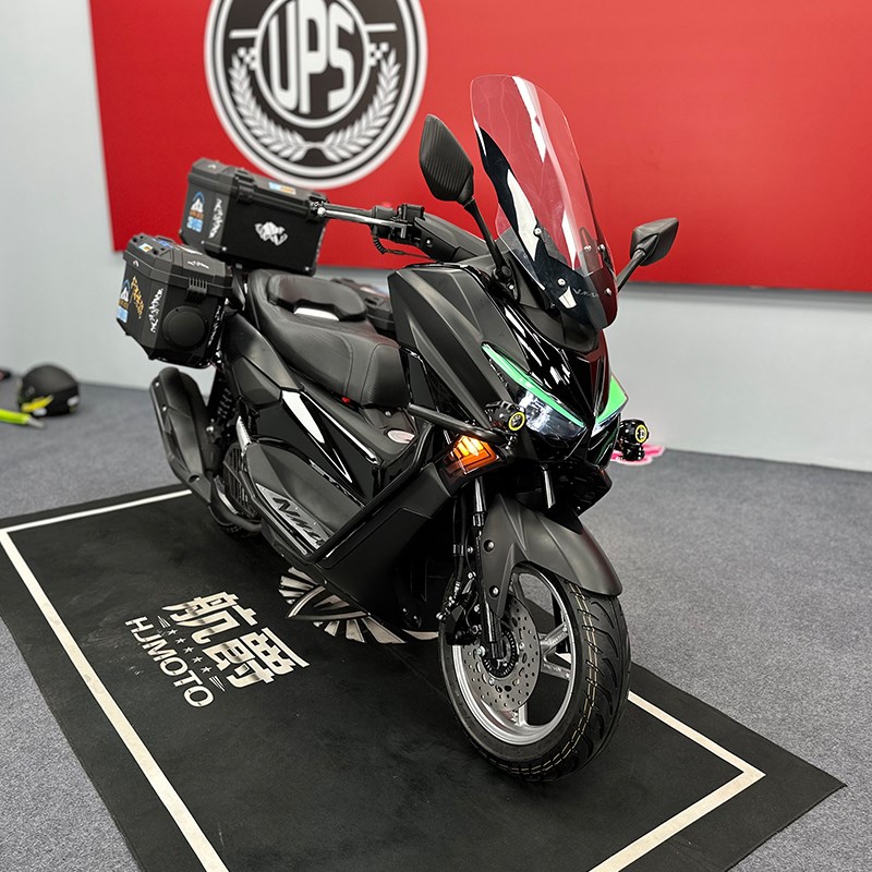 猛士4代150cc大踏板燃油w摩托车机车电喷NMAX款国四整车可上牌