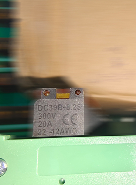 3相24V绿色电线连接器接线x端子排接线板导轨模块继电器模组端子