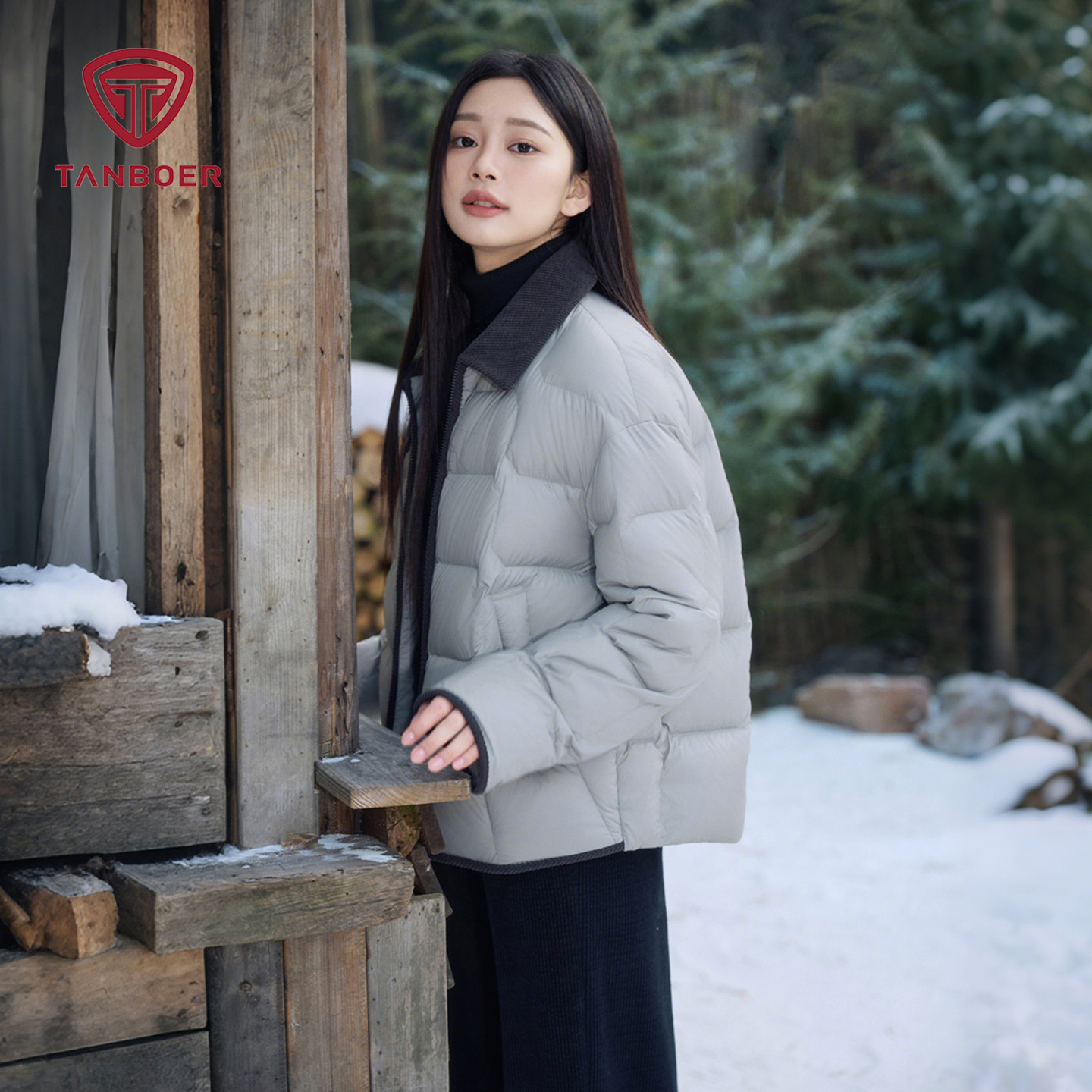 坦博尔轻薄羽绒服女秋冬新款短款翻领拼接外套小个子休闲时尚上衣