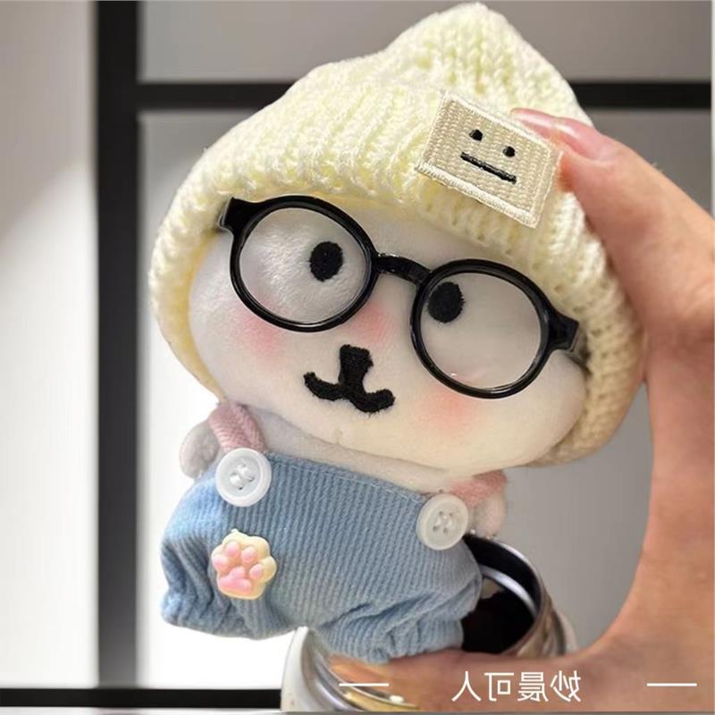 新款13cm自嘲熊衣服可爱针织帽子蓝背带裤套装毛绒玩具娃娃眼镜