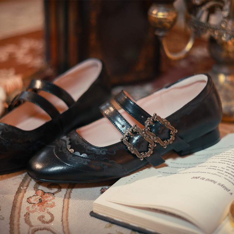 低跟方头楼梯雕花复古双带玛丽珍单鞋浅口K法式2022新版8241