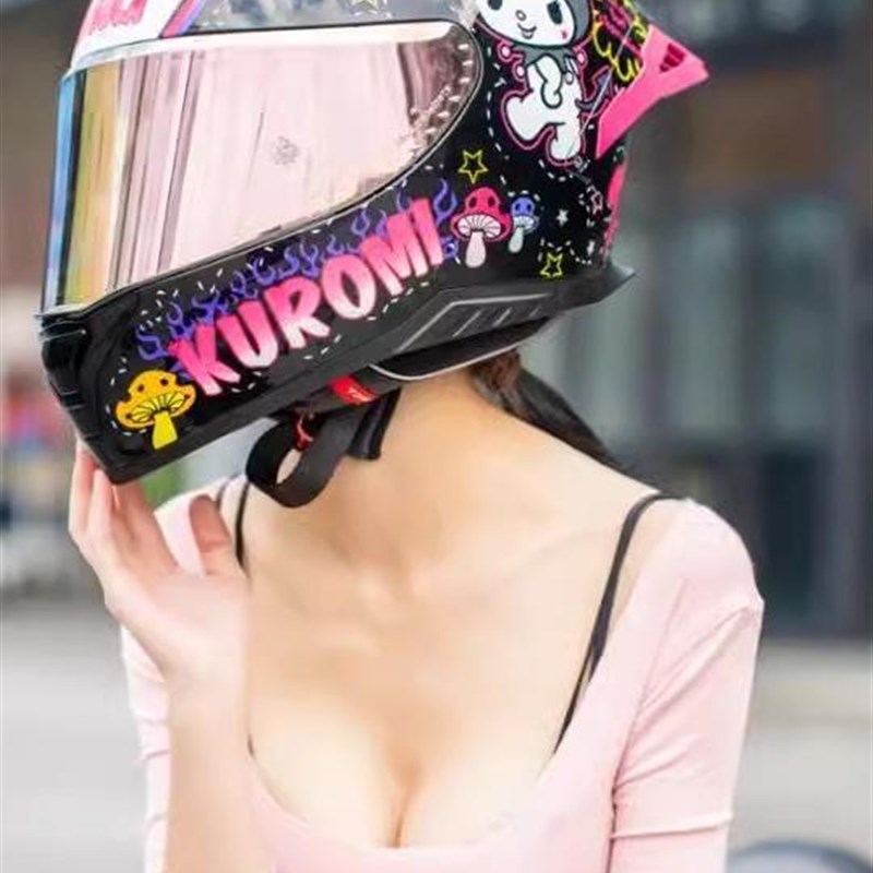 新马斯卡摩托车头盔全脸摩托车A单镜头大尾翼男女死侍草莓熊黑美