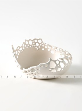 空合创意轻奢白色镂n空果盘花器 样板间客厅茶几中式陶瓷托盘摆件