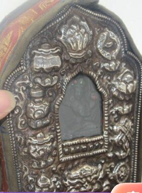 尼泊尔纯手工西藏黄铜嘎乌盒挂件擦擦佛像挂坠复古噶乌盒大号