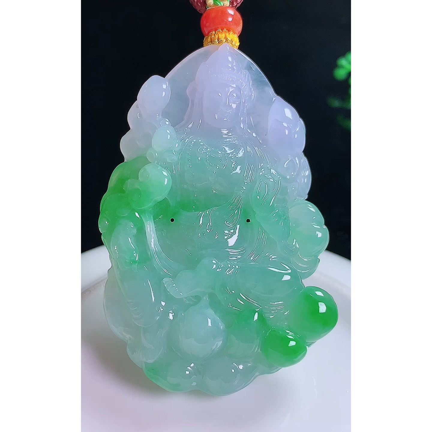 缅甸天然A货玉石翡翠 老坑冰种手工精雕阳绿观音吊坠