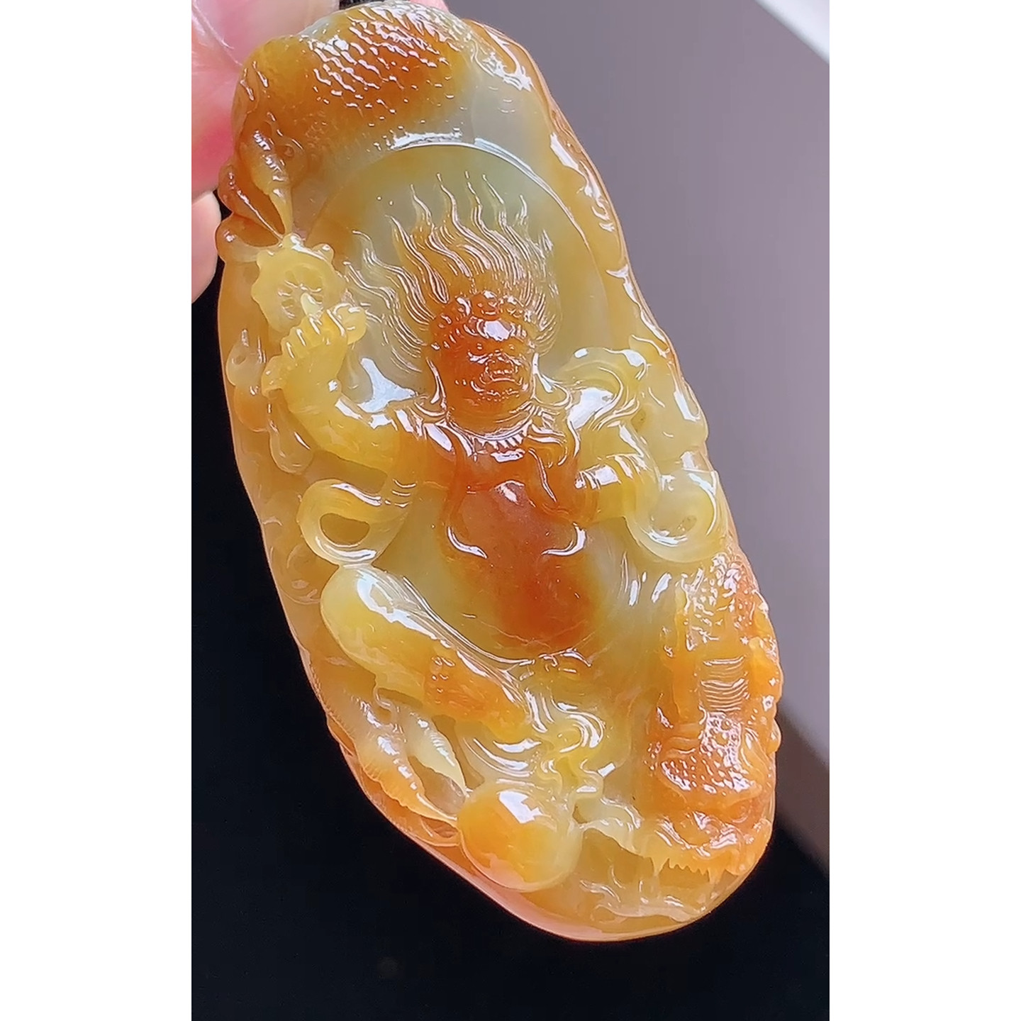 缅甸天然A货玉石翡翠 老坑冰种手工精雕黄翡祥龙不动明王吊坠