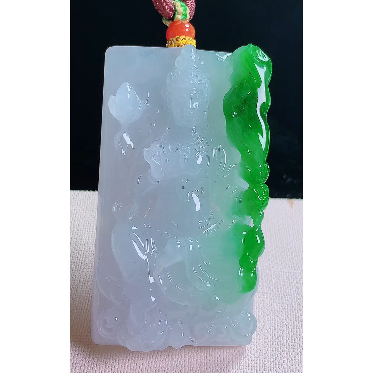 缅甸天然A货玉石翡翠 老坑冰种手工精雕阳绿观音吊坠