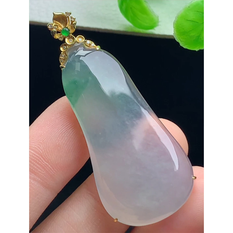 缅甸天然A货玉石翡翠 老坑冰种 手工精雕 8k金扣镶嵌福瓜吊坠