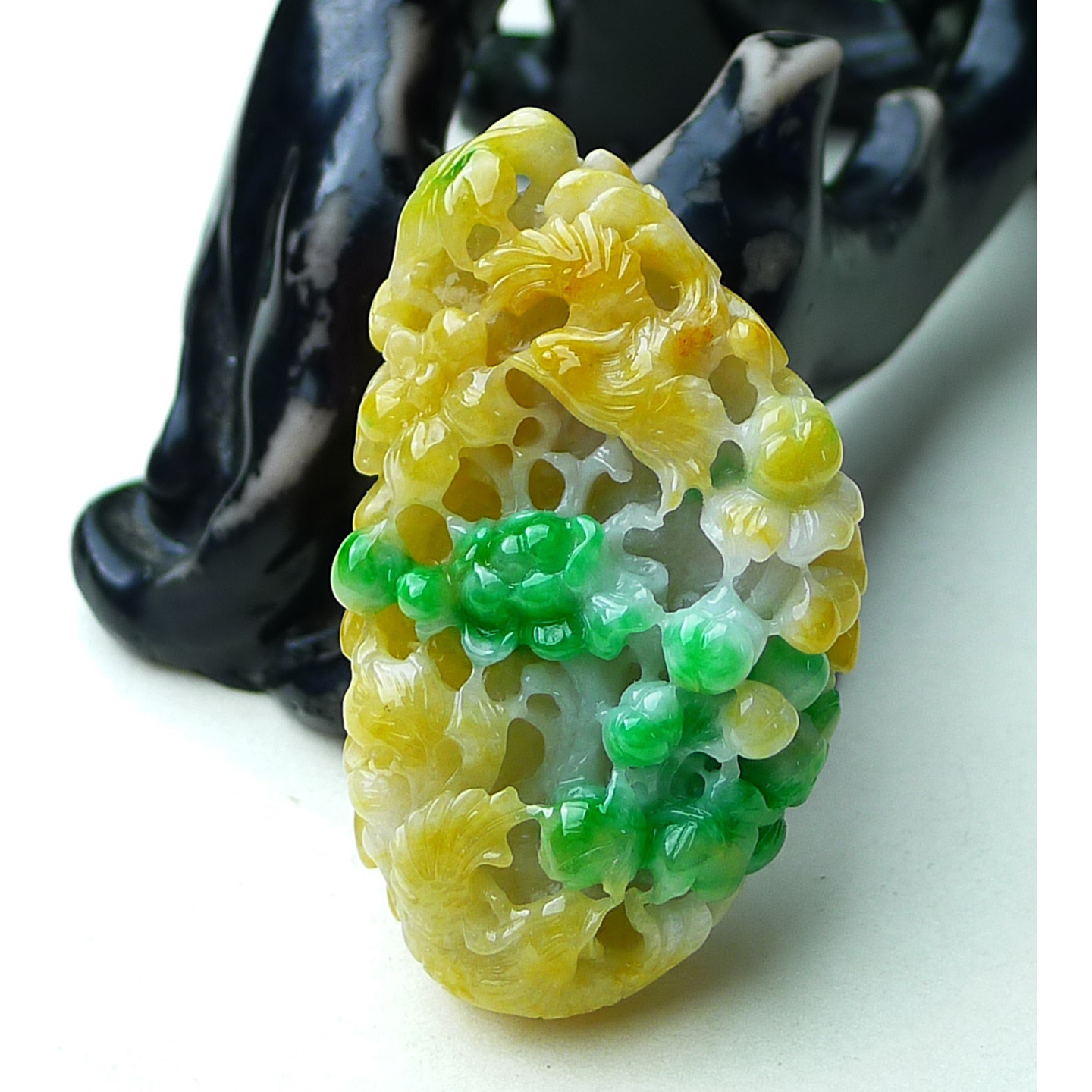 缅甸天然A货玉石翡翠 老坑冰种手工精雕三彩黄加绿花鸟吊坠