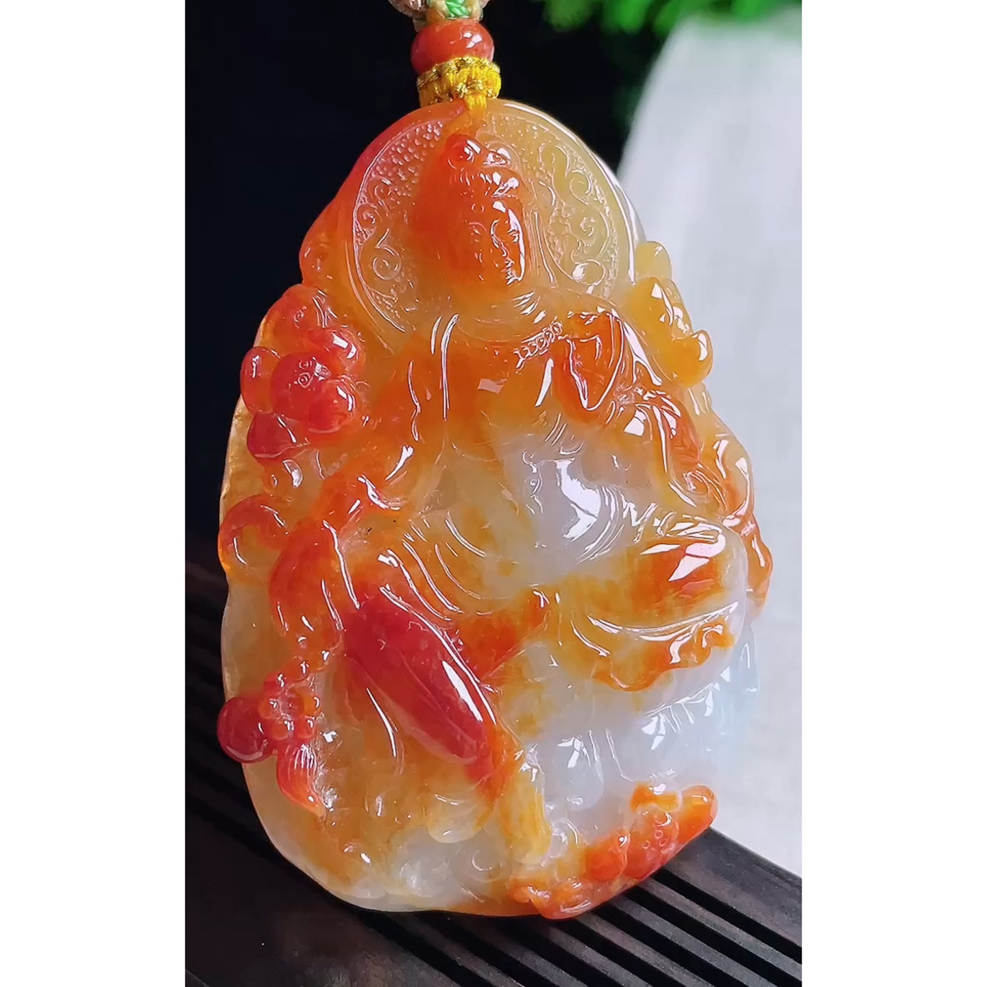 缅甸天然A货玉石翡翠 老坑冰种手工精雕红翡观音吊坠