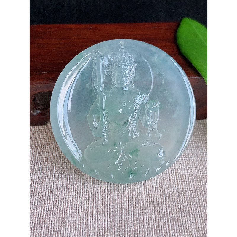 缅甸天然A货玉石翡翠 老坑冰种 手工精雕 飘花一刀切不动明王吊坠