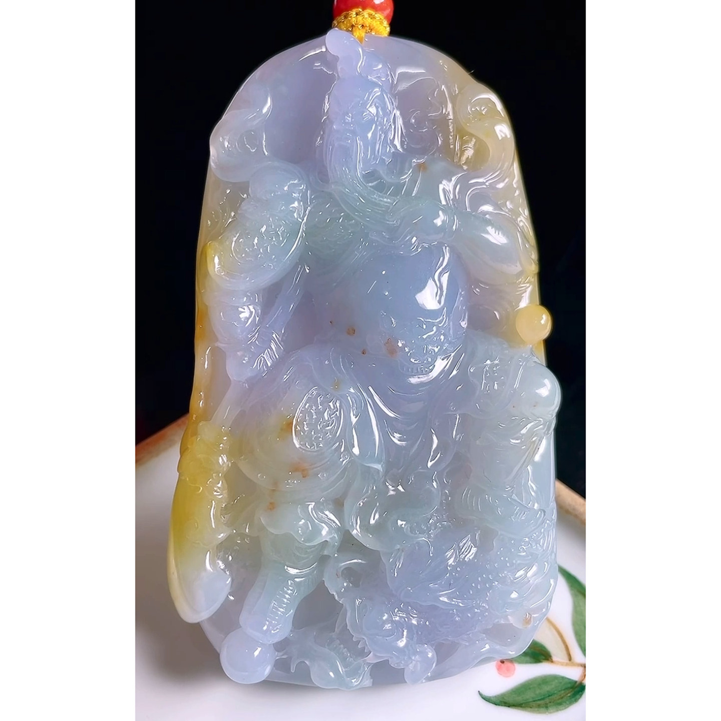 缅甸天然A货玉石翡翠 老坑冰种手工精雕飘黄翡玉龙关公吊坠