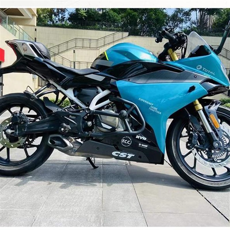 适用于春风250SR保险杠CF250-6A前护杠竞技防摔杠后挡泥板瓦改装