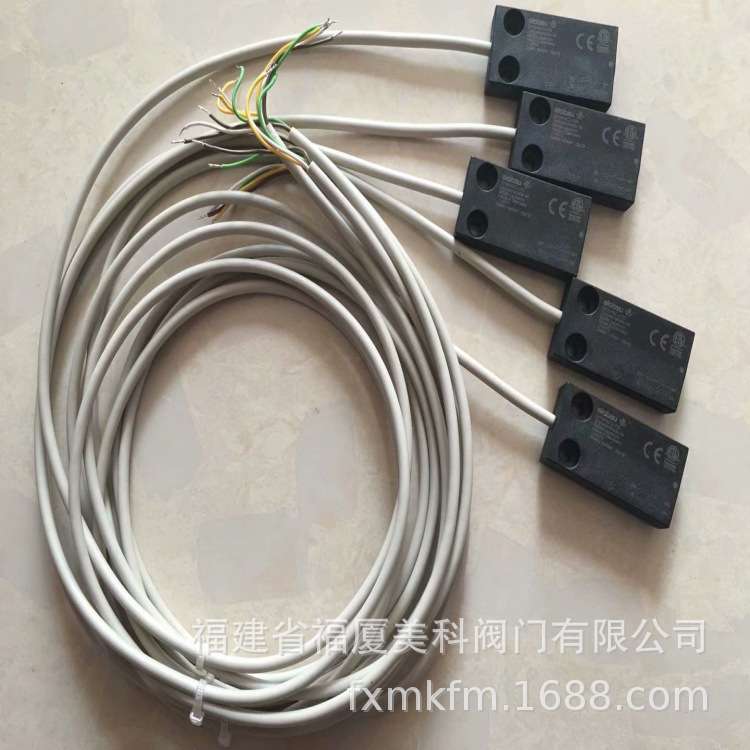 德国elobau磁性开关171271A10 12924006 151UNS02A2 120272VY01
