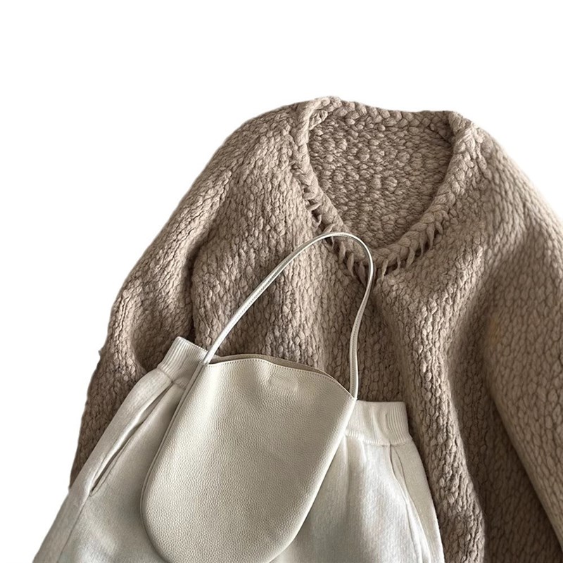 FL232099今年流行漂亮毛衣奶系穿搭早秋奶fufu慵T懒卡其色显瘦遮