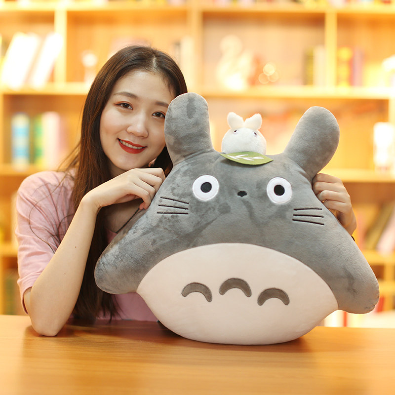 仓鼠龙猫午睡枕被子汽车抱枕被子两用靠垫被大号靠枕珊瑚绒空调毯