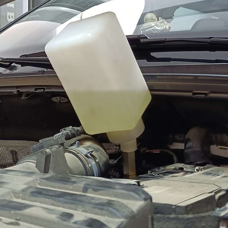 气动刹车油更换工具 制动液更换机加注器 自动补油加油壶1升装