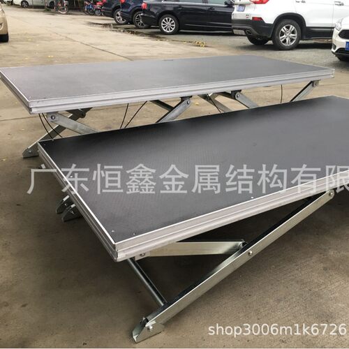 工厂直销调节折叠剪刀舞台 拼装婚礼T台 钢铁活动表演 婚庆舞台