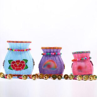 手工竹编民族风刺绣儿童鱼篓摆饰 彩色风铃藤编婴儿背篓摆件