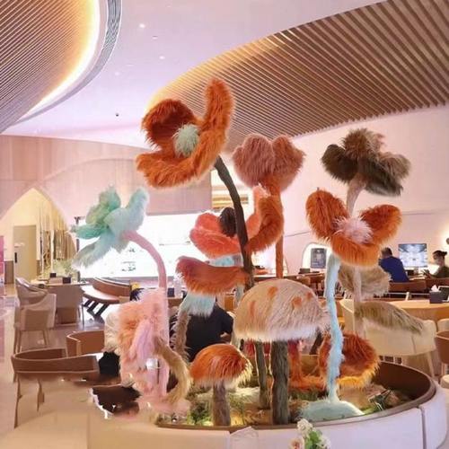 商场美陈毛毛花毛绒小怪兽售楼部4s店活动布置橱窗网红拍照区道具