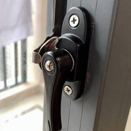 铝合金窗锁扣防盗窗锁推拉门窗户不锈钢移门钩锁窗配件月牙锁塑钢