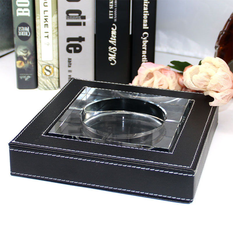 时尚水晶+皮革大号烟灰缸 欧式创意办公室客厅玻璃烟灰缸礼品