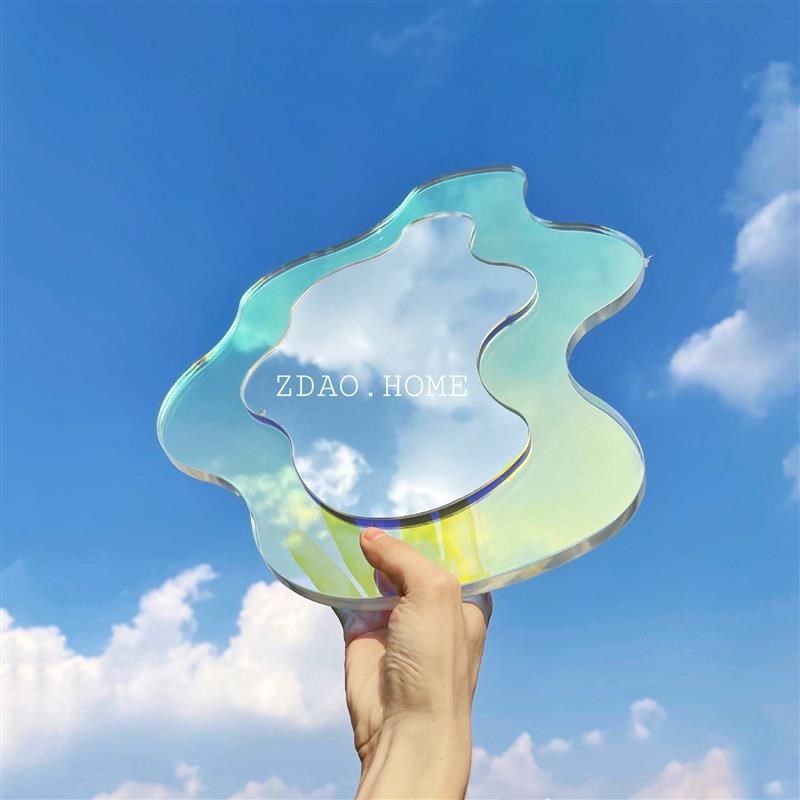 可挂墙镜子炫彩化妆镜折叠台式高清学生宿舍公主女生桌面梳妆镜