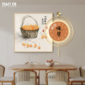 现代简约餐厅钟表挂钟客厅暖居艺术时钟饭厅餐桌背景墙发光装 饰画