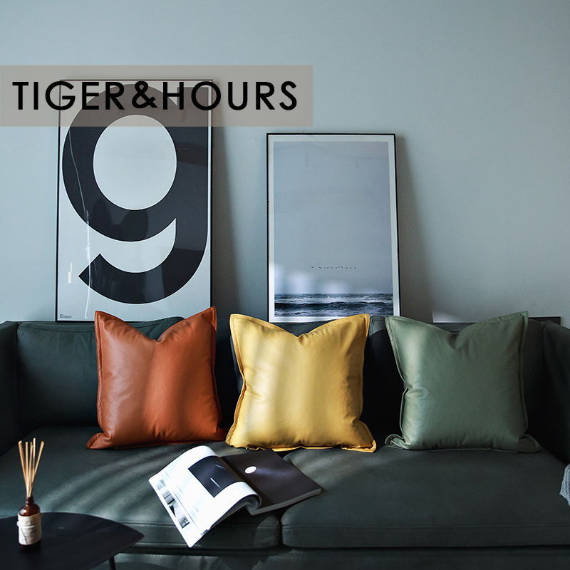 现代简约纯色科技皮客厅沙发抱枕气质压边床上靠包办公室靠垫