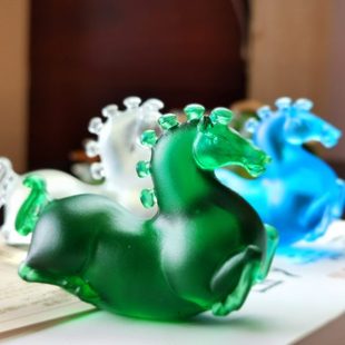 【唐马】琉璃茶宠个性精品摆件 办公台面搁笔架工房 马上封侯生肖