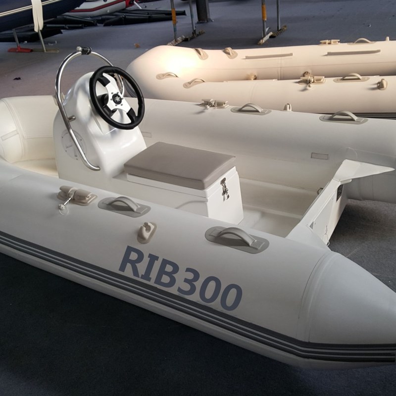 3.0米1-2人PVC橡皮艇 运动艇 玻璃钢充气船 钓鱼艇 海钓船 硬底船