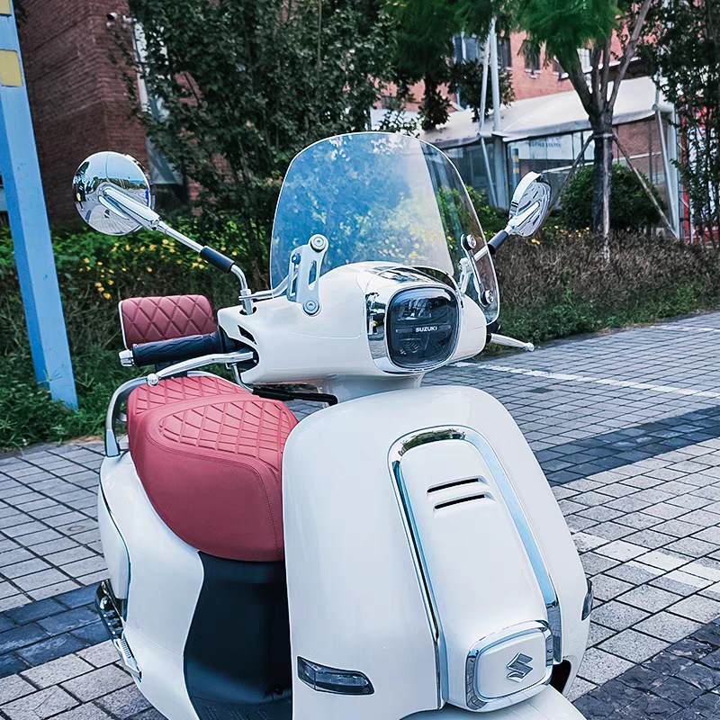 适用于铃木US125风挡改装配件踏J板摩托车挡雨板前挡风玻璃