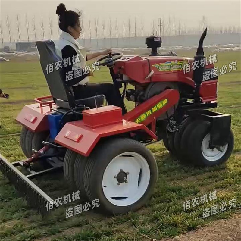 农用新款自走式麦田压地机小麦振压器出苗平土镇压机多功能拖拉机