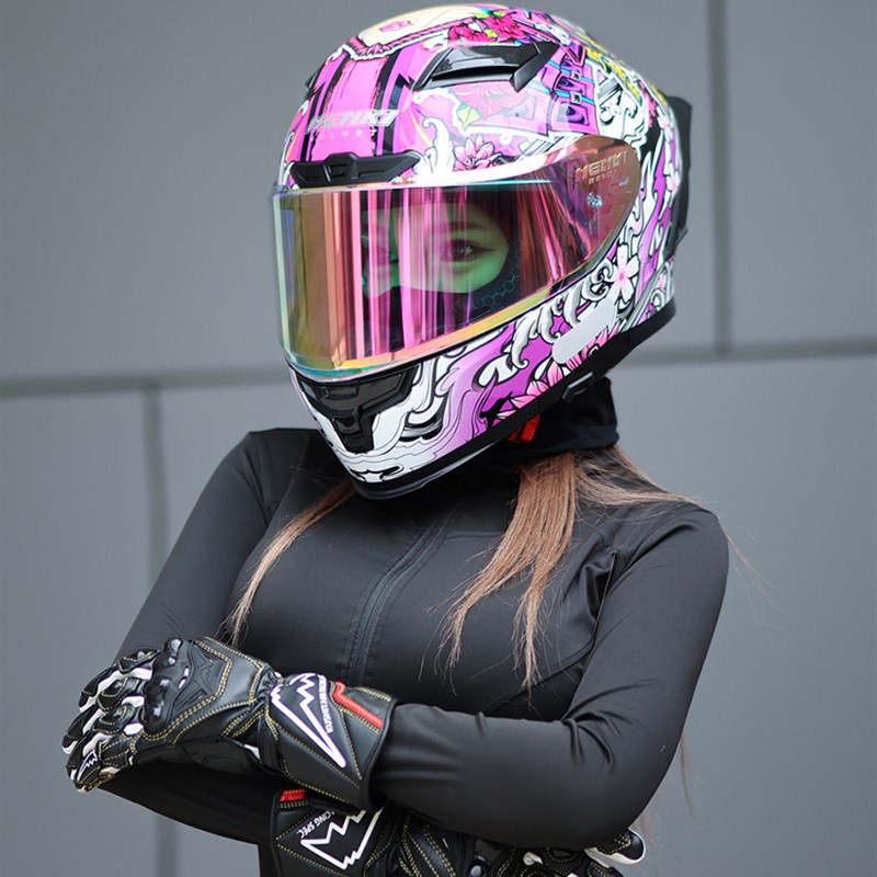 NENKI情侣摩托车o头盔男女机车赛车四季全盔儿童防雾大尾翼3C认证