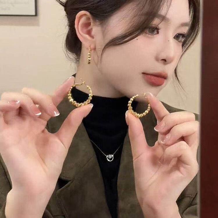 港风复古金色耳环女爆款耳钉小众设计轻奢高级感气质几何耳坠耳饰