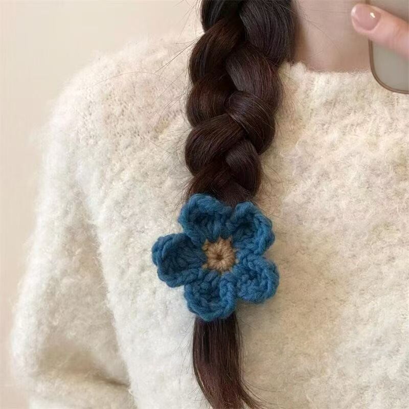 湖蓝色花朵毛线钩针发夹女高级感