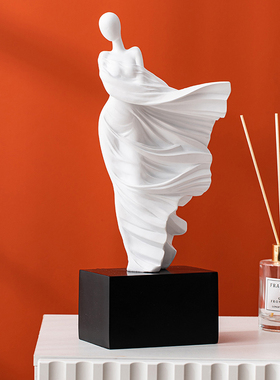 现代抽象人物艺术雕塑摆件t酒柜客厅电视柜高档轻奢装饰品乔迁礼