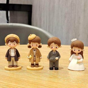 少女心桌面情侣小摆件可爱办公室车载装 饰品卡通婚庆人偶礼物女生