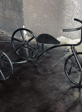 铁艺迷你三轮车摆件桌面小自行车拍摄道具