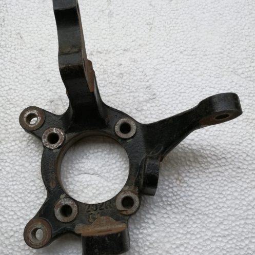 江淮和悦轿车纯正前羊角转向节