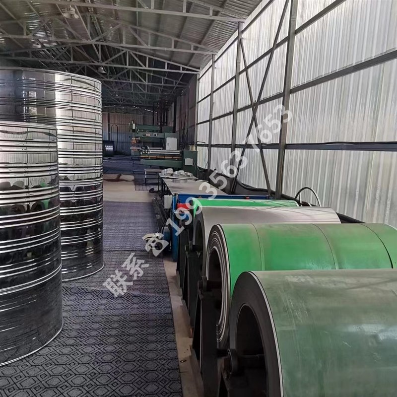 广东定做304圆形不锈钢水箱加厚空气能保温水塔 罐太阳能家用