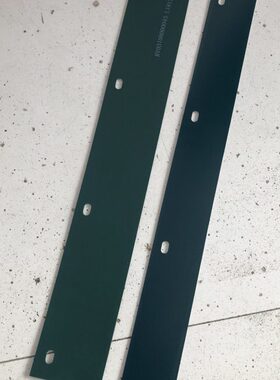 雷沃水稻收割机配件原厂RG50/60/70/80过桥防漏板