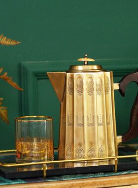 费灵家居进口黄铜手工雕花实木把手水扎轻奢冷水壶铜制壶装饰摆件