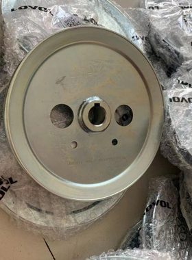 潍柴雷沃RG60:70收割机配件荣耀版原厂振动筛轴皮带轮