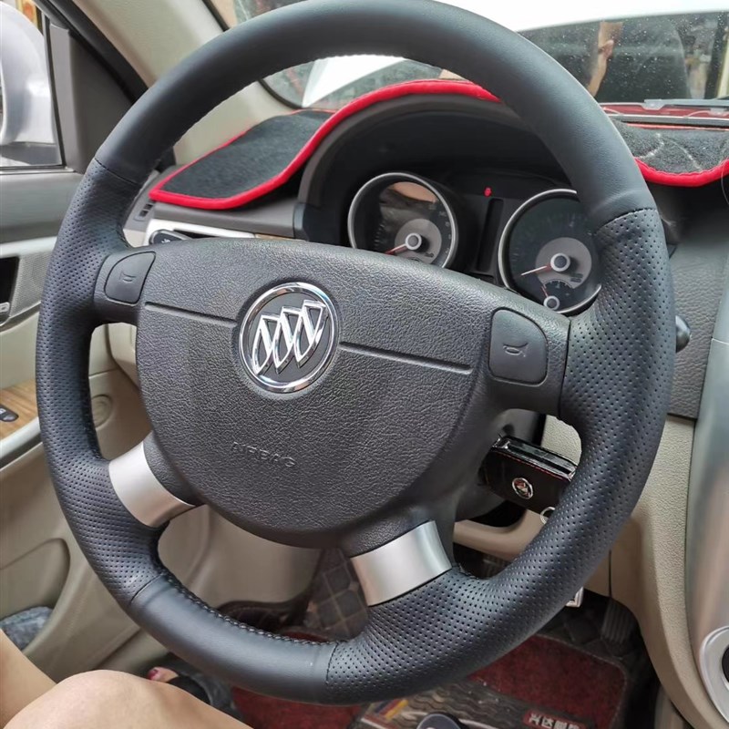 04-05-07-08-0o9-10-13-15年款别克凯越方向盘套真皮专用手缝把套