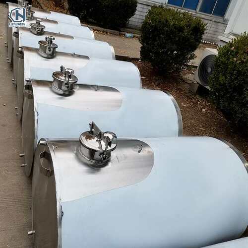 卧式不锈钢储存罐 1000斤卧式储存罐 存水304储罐 密封设操作简单