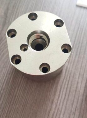 专业不锈钢加工 阀体加工小孔深孔 机加工CNCN加工 数控车床加工